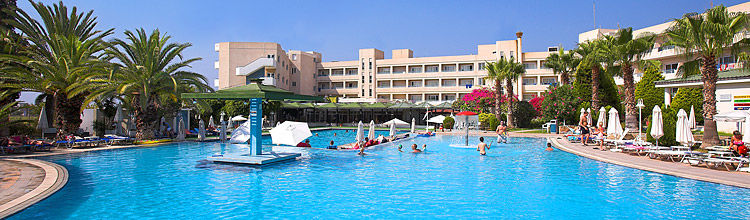Aloe Hotel Пафос Зручності фото