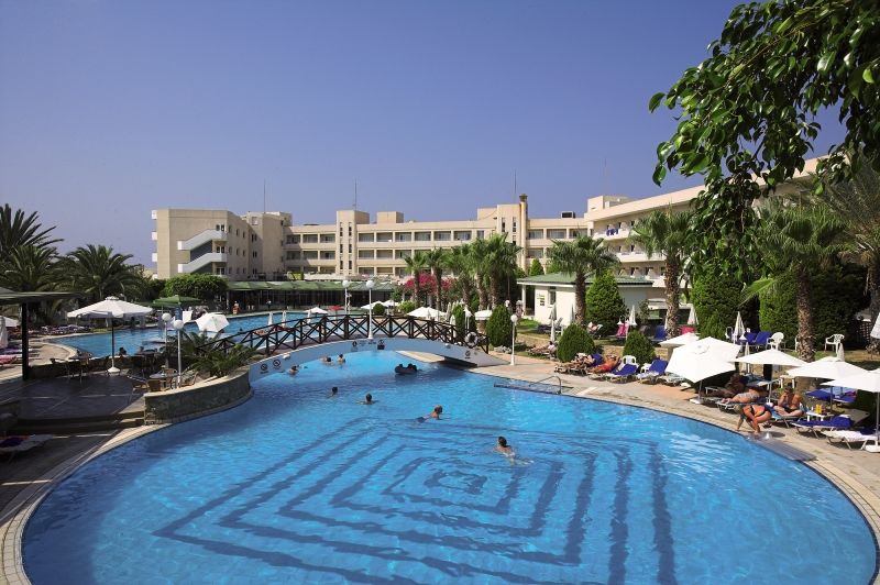 Aloe Hotel Пафос Екстер'єр фото