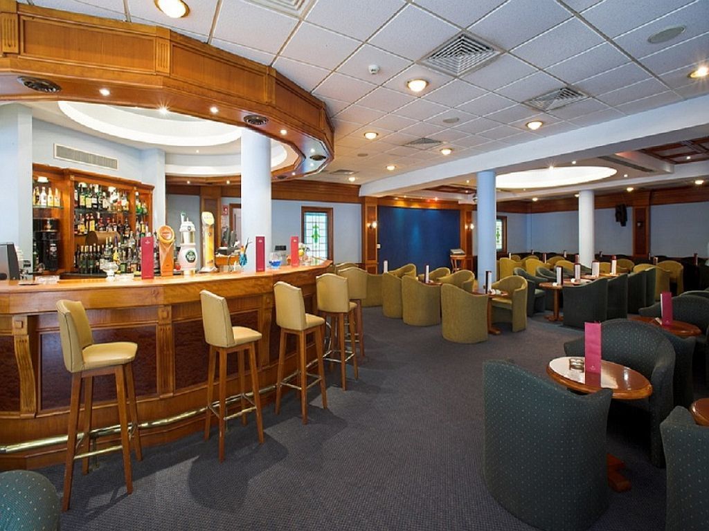 Aloe Hotel Пафос Екстер'єр фото